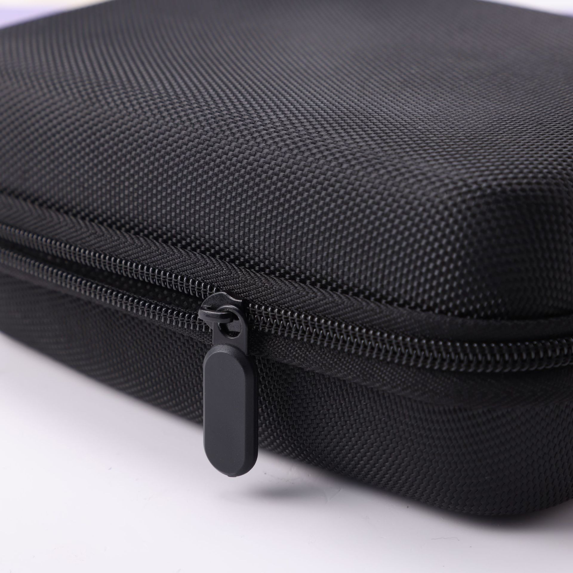 Tragbare ovale quadratische re – Tech Accessories Bag Bewertung und Preis